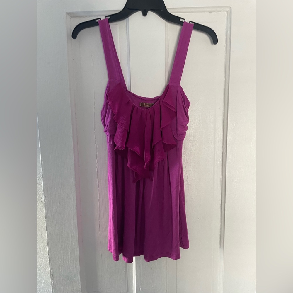 Chic Magenta Ruffled Women's Blouse tank top size small summer wear
